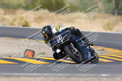 media/Oct-03-2022-Moto Forza (Mon) [[5f077a3730]]/Advanced Group/Session 3 (Turn 3)/